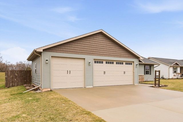 704 ALYSSA STREET, Kaukauna, WI 54130