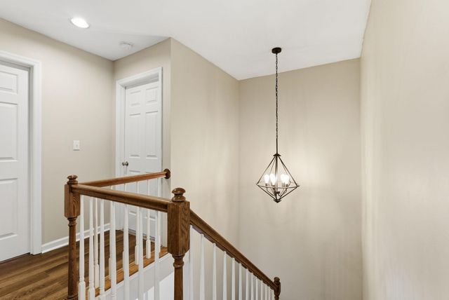 629 Andover Village Place, Lexington, KY 40509