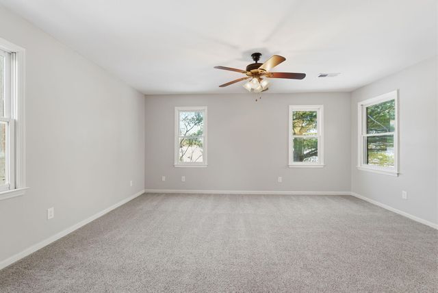 629 Andover Village Place, Lexington, KY 40509