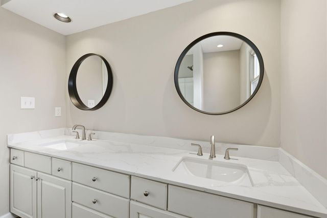 629 Andover Village Place, Lexington, KY 40509