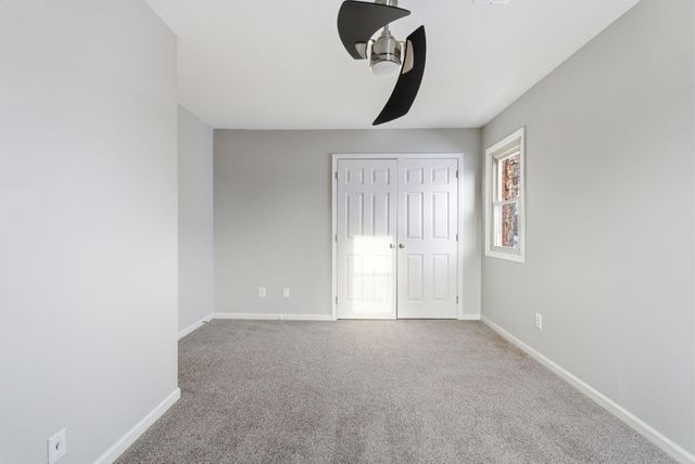 629 Andover Village Place, Lexington, KY 40509