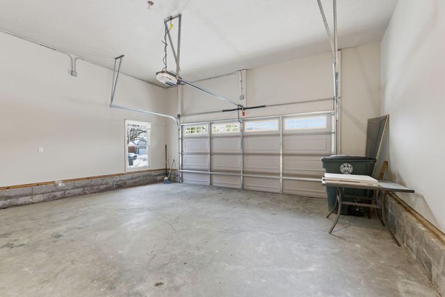 629 Andover Village Place, Lexington, KY 40509