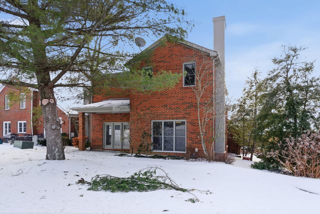 629 Andover Village Place, Lexington, KY 40509