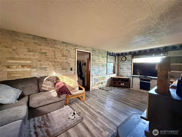 108 Godfrey Road, Mossyrock, WA 98564