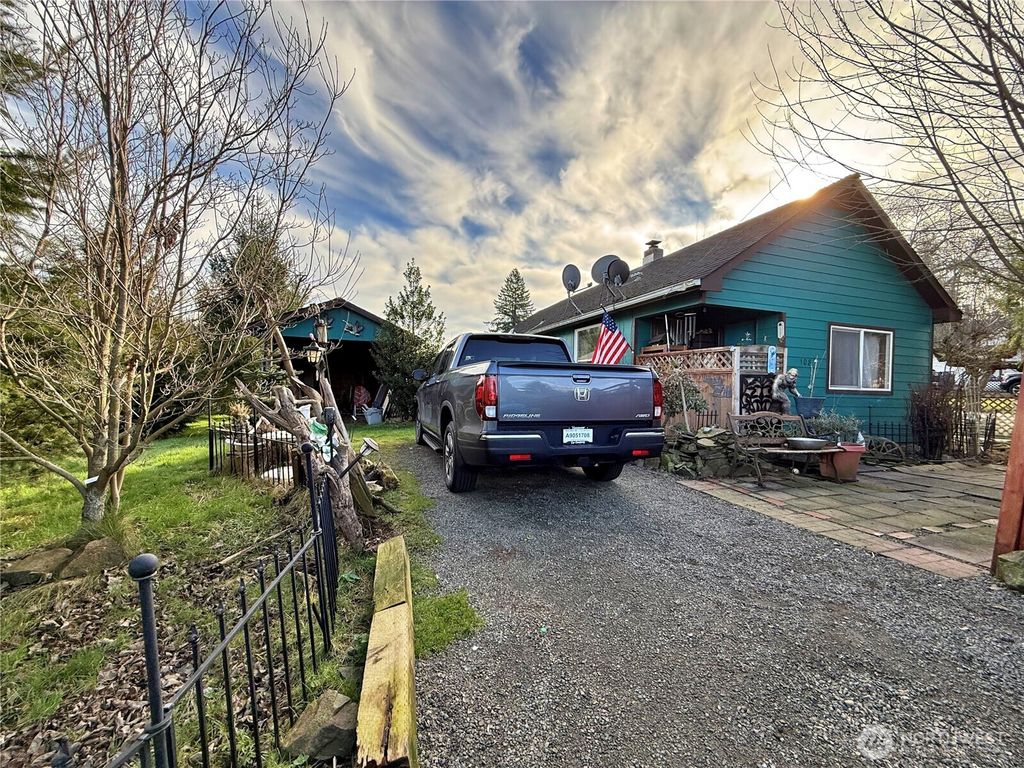 108 Godfrey Road, Mossyrock, WA 98564
