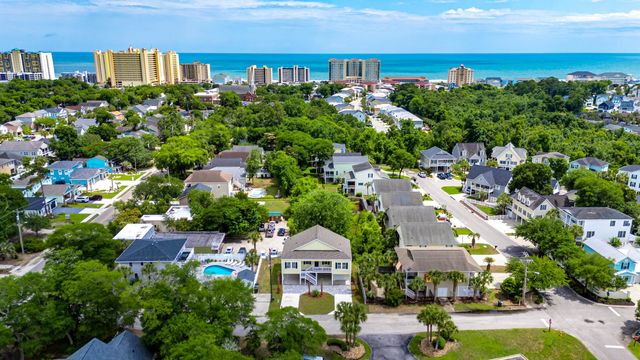 609 Elm St., North Myrtle Beach, SC 29582