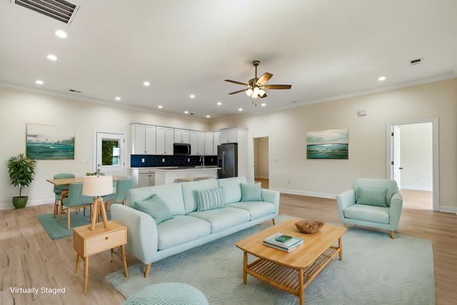 609 Elm St., North Myrtle Beach, SC 29582
