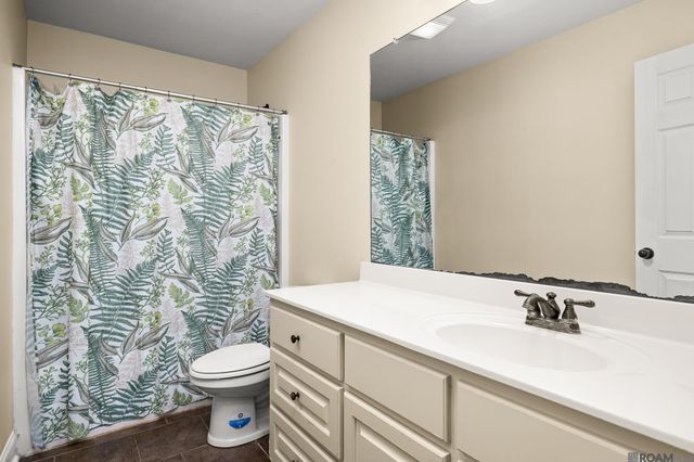 11319 Peggy St, St Amant, LA 70774