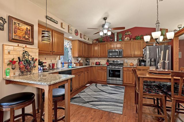 911 N Pine Grove, Wichita, KS 67212