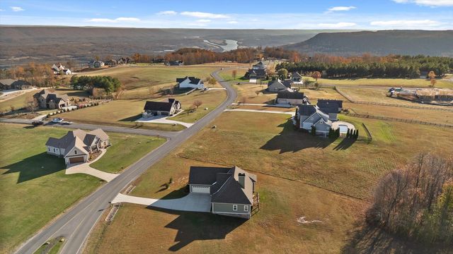 2025 Jasper Highlands Boulevard, Jasper, TN 37347