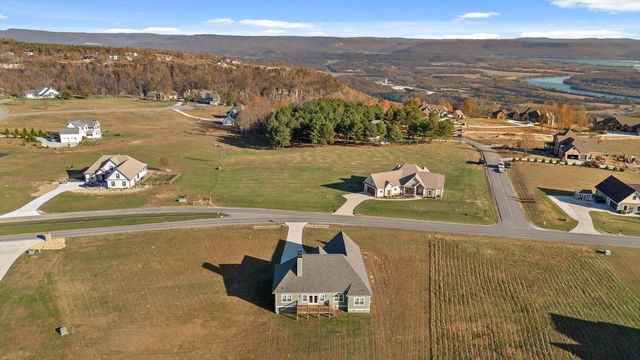 2025 Jasper Highlands Boulevard, Jasper, TN 37347