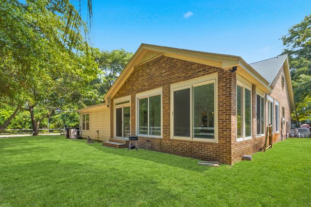 18 Sextant Pl., Pawleys Island, SC 29585