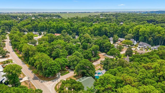 18 Sextant Pl., Pawleys Island, SC 29585