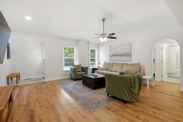 18 Sextant Pl., Pawleys Island, SC 29585