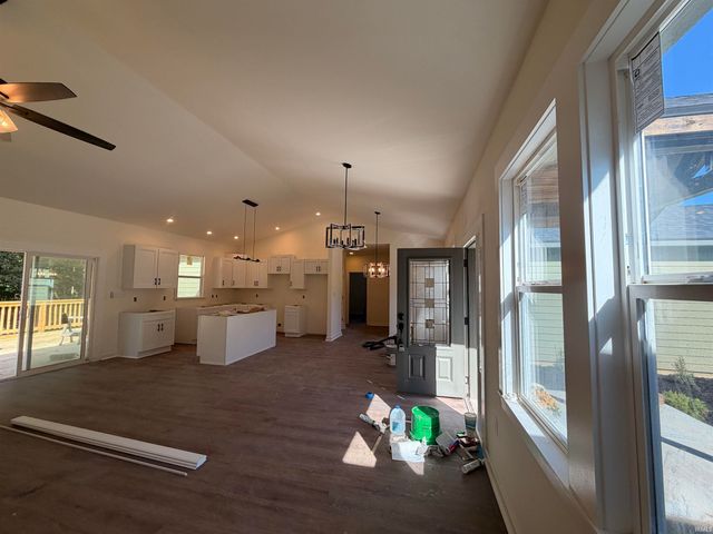 1567 Elliston Creek Drive, Spencer, IN 47460