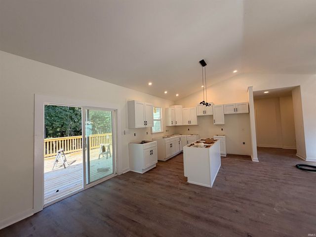 1567 Elliston Creek Drive, Spencer, IN 47460