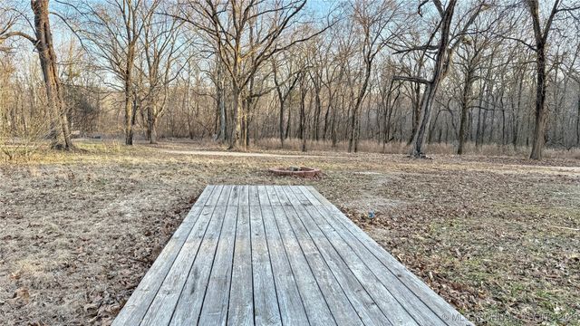 115 Riverside Drive, Watts, OK 74964