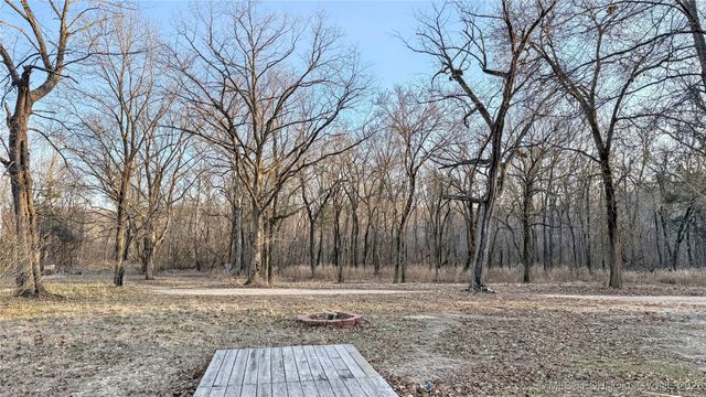 115 Riverside Drive, Watts, OK 74964