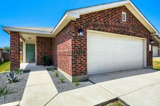 137 Pine Arbol, Buda, TX 78610