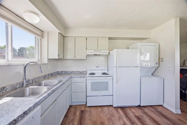 1680 Tudor Drive, Ann Arbor, MI 48103