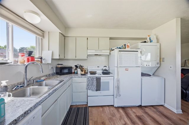 1680 Tudor Drive, Ann Arbor, MI 48103