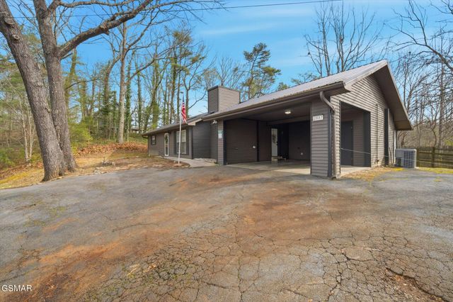 2887 Pine Haven Drive, Sevierville, TN 37862