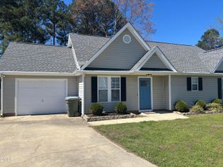 116 S Friars Chase, Fuquay Varina, NC 27526