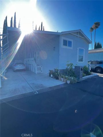 1517 Newhope 3, Santa Ana, CA 92703