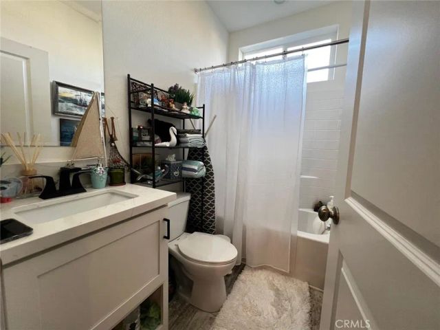1517 Newhope 3, Santa Ana, CA 92703