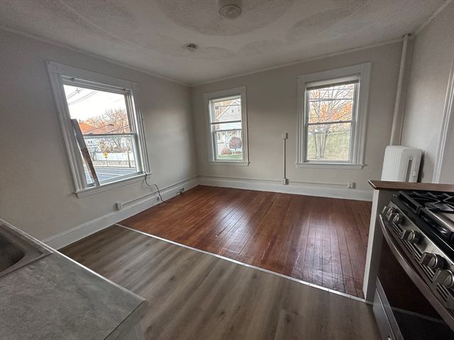 26 N Main St 4, Natick, MA 01760