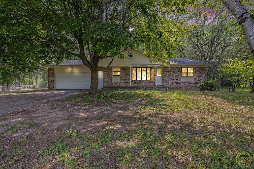 8700 Whittall Street Ne, Courtland Twp, MI 49341