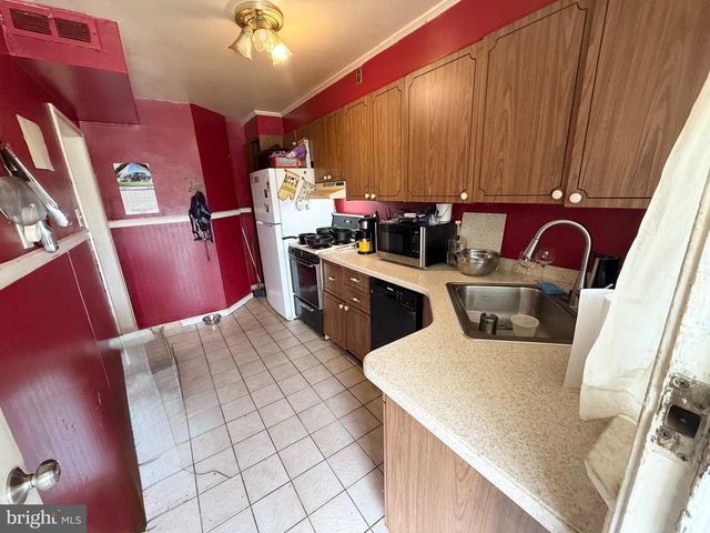 401 N SPRINGFIELD RD, Clifton Heights, PA 19018