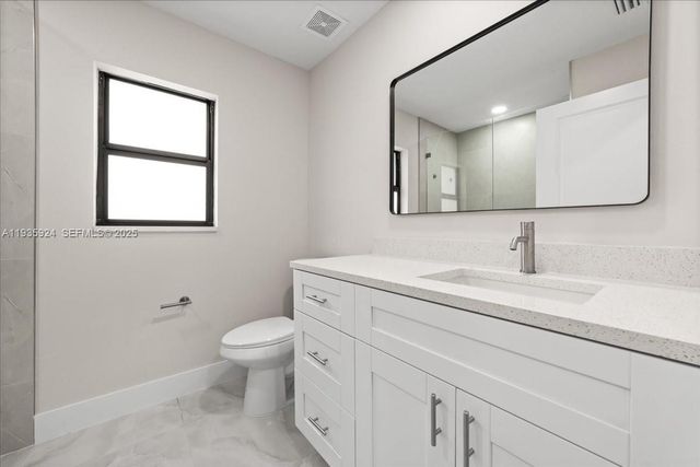 2619 SW 23rd Street, Lehigh Acres, FL 33976