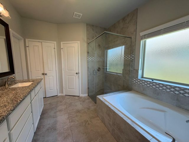 5702 Kenloch Court, Pasadena, TX 77505