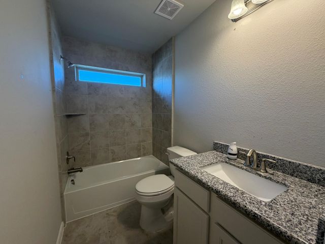 5702 Kenloch Court, Pasadena, TX 77505