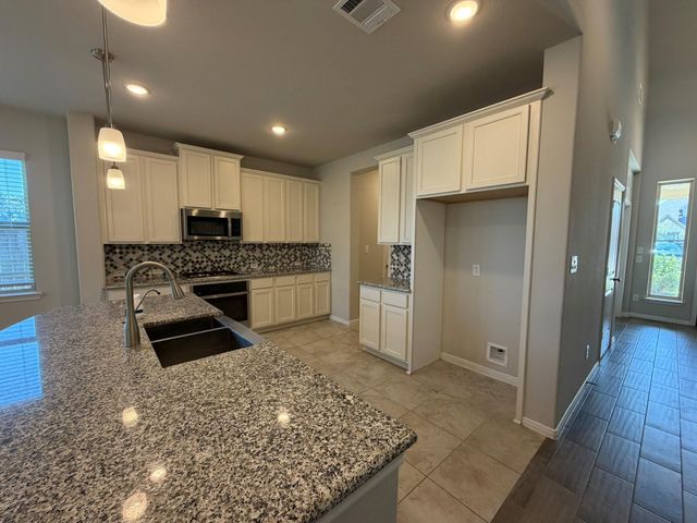 5702 Kenloch Court, Pasadena, TX 77505