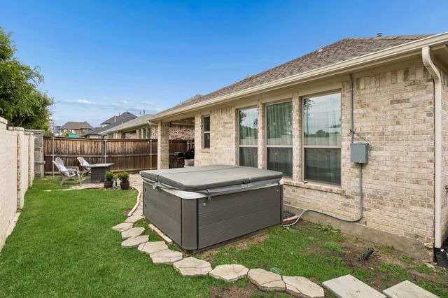 2145 Bonnell Street, Carrollton, TX 75010