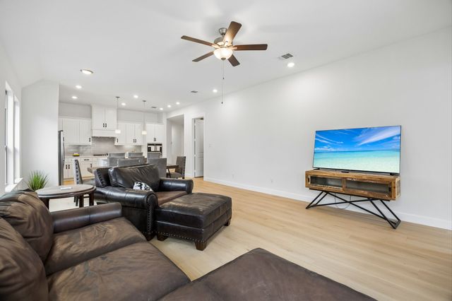 2145 Bonnell Street, Carrollton, TX 75010