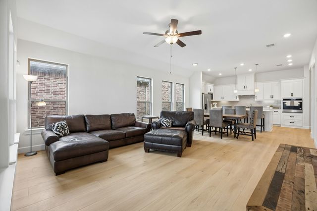 2145 Bonnell Street, Carrollton, TX 75010