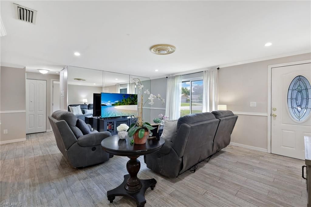 8110 Valencia RD, FORT MYERS, FL 33967 — photo 5