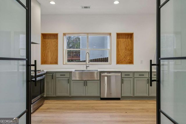 2556 Kickerillo Way SE, Atlanta, GA 30316