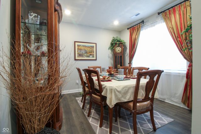 914 Ridge Rock Lane, Bargersville, IN 46106