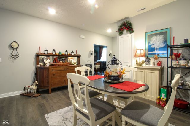 914 Ridge Rock Lane, Bargersville, IN 46106