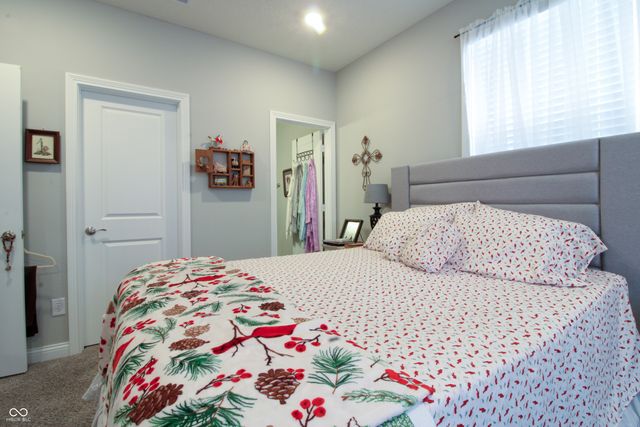 914 Ridge Rock Lane, Bargersville, IN 46106