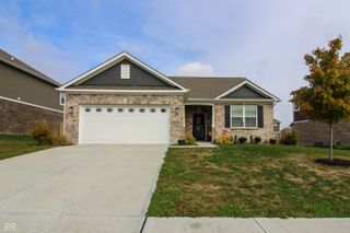 914 Ridge Rock Lane, Bargersville, IN 46106