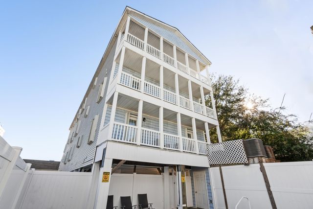 304 S Hillside Drive B, North Myrtle Beach, SC 29582