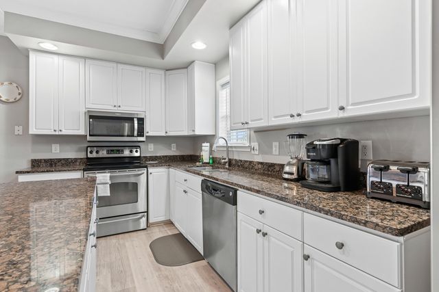 304 S Hillside Drive B, North Myrtle Beach, SC 29582