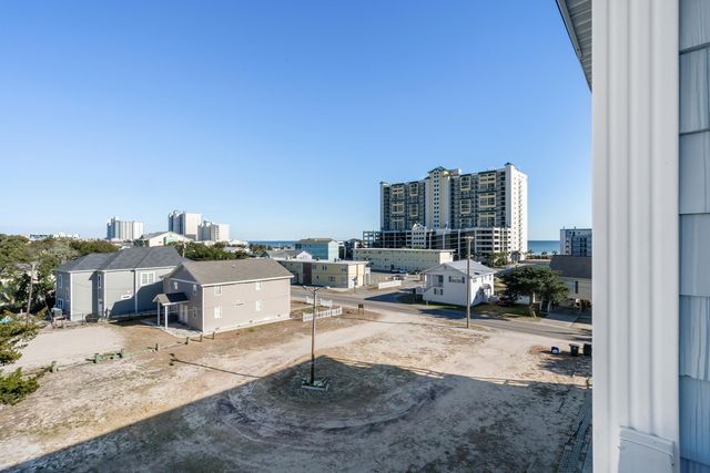 304 S Hillside Drive B, North Myrtle Beach, SC 29582