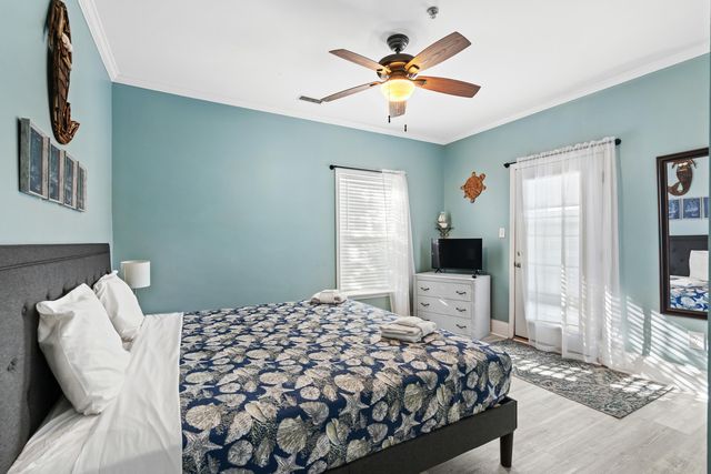 304 S Hillside Drive B, North Myrtle Beach, SC 29582