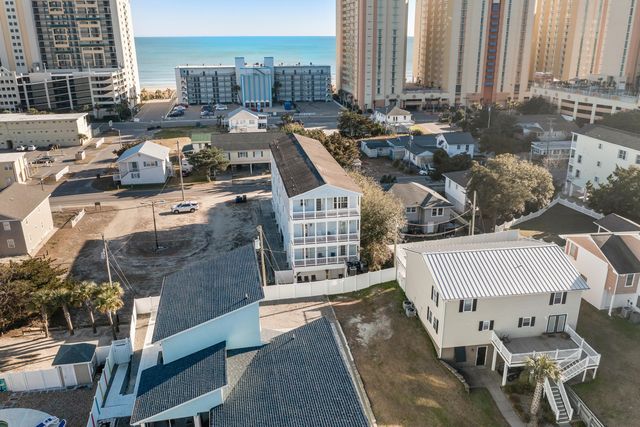 304 S Hillside Drive B, North Myrtle Beach, SC 29582